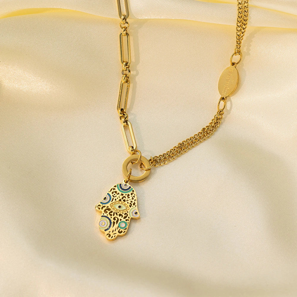 Collar Mano de Fátima Bañado en Oro 18K